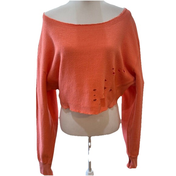 Cropped Distressed Coral Off Shoulder Sweatshirt Slouchy Raw Hem Thumbholes M - Picture 2 of 9